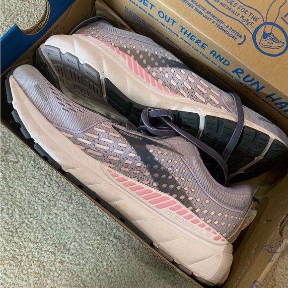 Brooks Adrenaline 21 Cushion Support 9.5 Running Shoes Athletic Walking Lilac - Picture 6 of 11